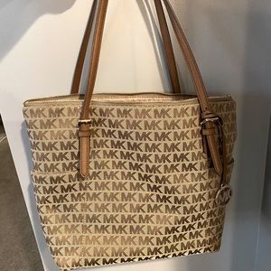 MICHAEL KORS Jet Set Tote